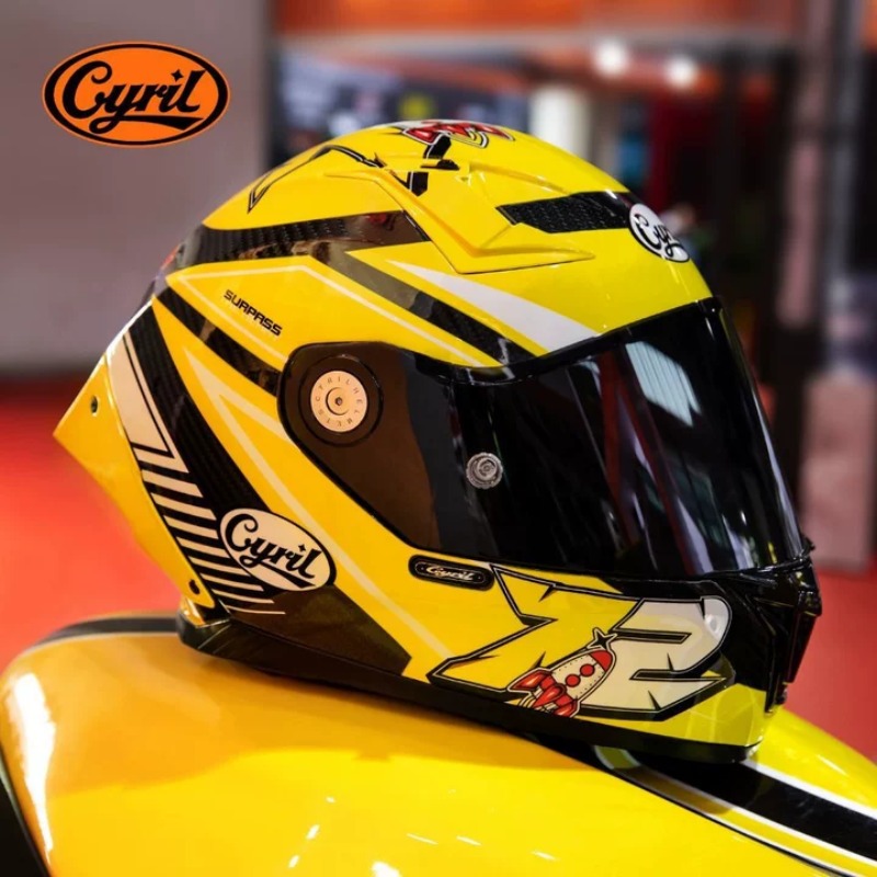 Carbon Fiber Lightweight Motorcycle Helmet - Casco Integrale da Moto CYRIL in